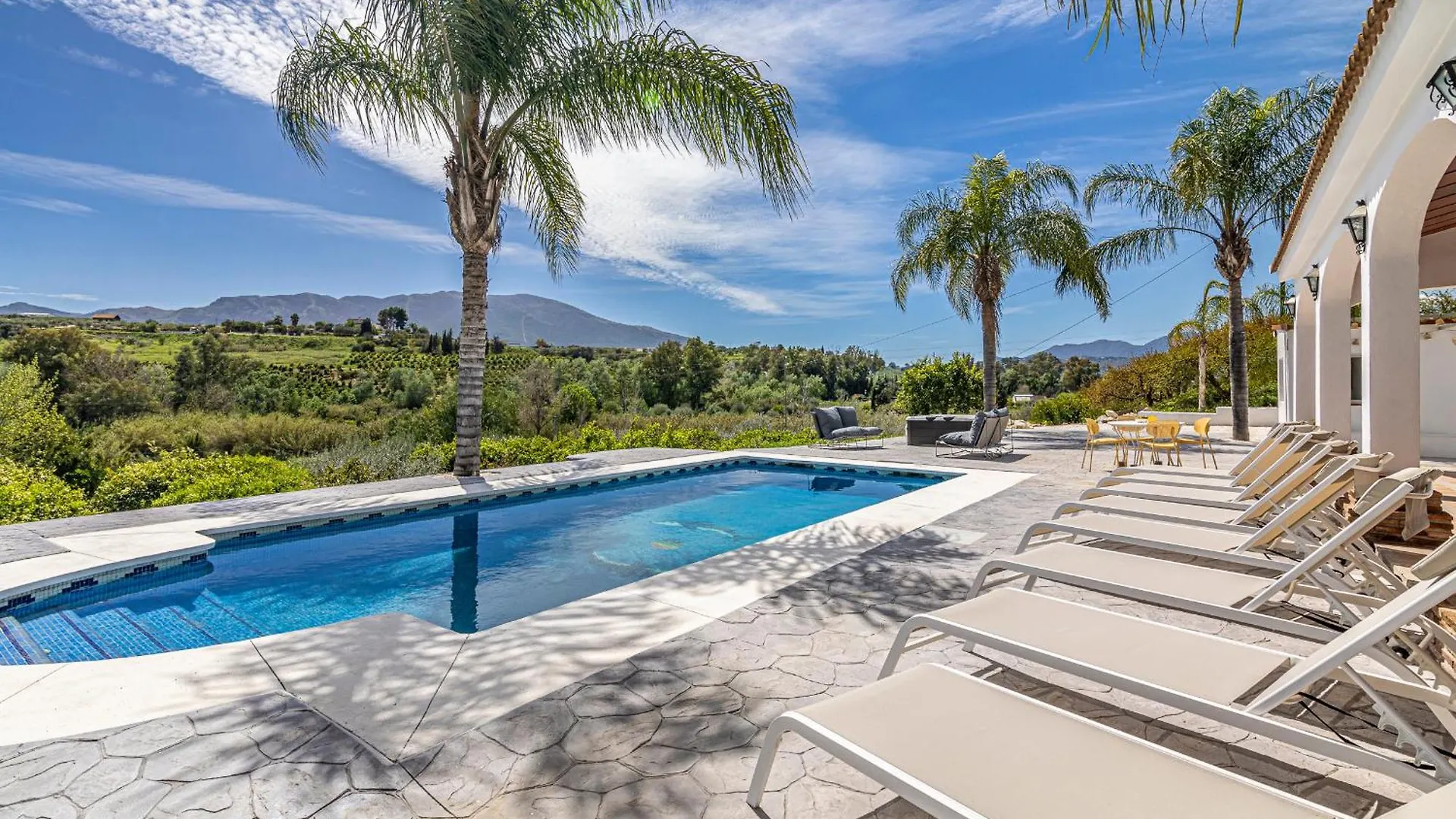 Ayma Villa Los Naranjos Malaga